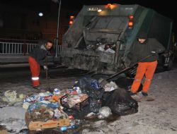 2012'ye çöp toplayarak girdiler